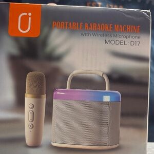 D17 Portable Karaoke Speaker with Wireless Microphone - Gold and Purple